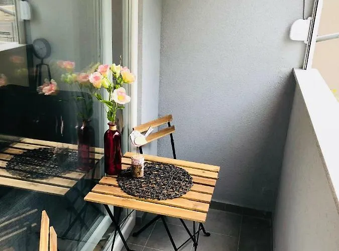 Right Place****cozy And Completely New Apartment